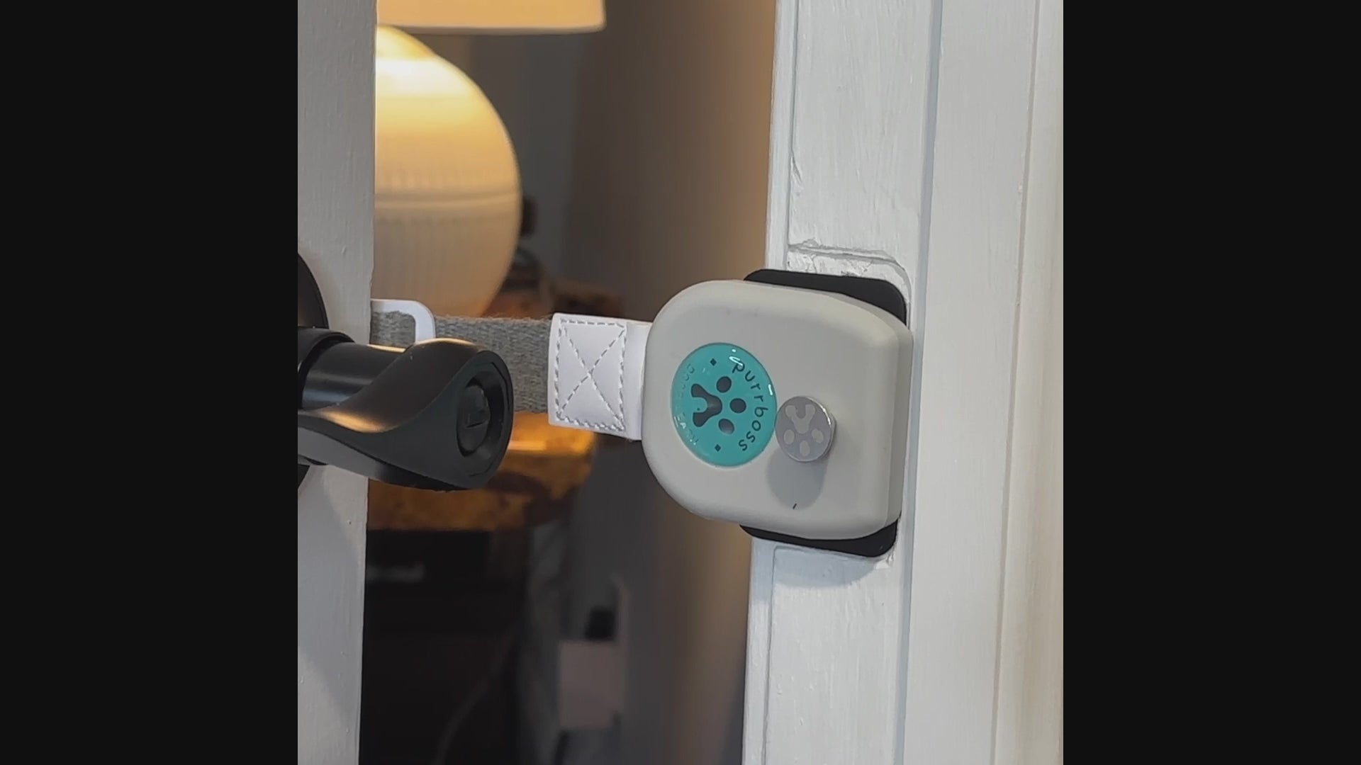 ねこ◎トラブル防止の為プロフ必読専用⑤ Purrboss Door Leash– Easy Cat Door Latch to Keep Doors Open for Pets,